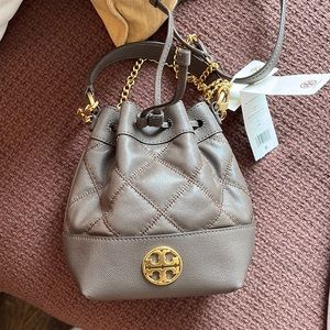 Tory Burch Willa mini bucket bag